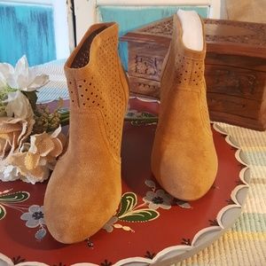 NIB, Jessica Simpson Orsona Booties
